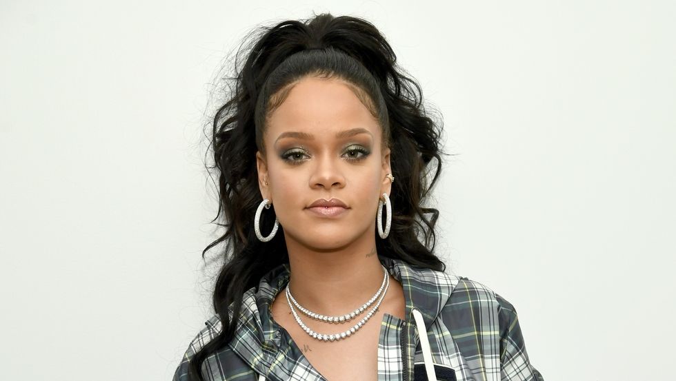 Rihanna hohe Pferdeschwanzfrisuren 2018