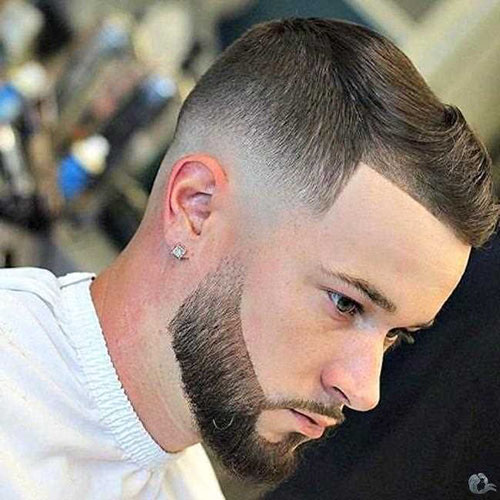 Neue Frisuren für Männer 2019