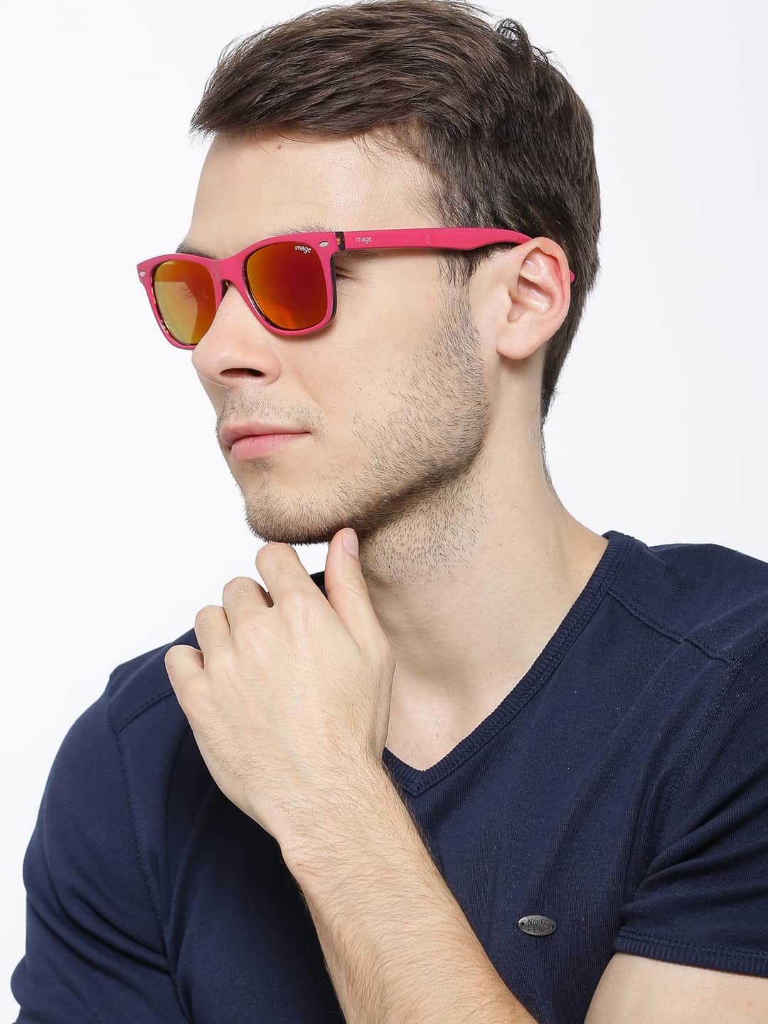 Herren Sonnenbrille 2021: Trendige Brillenfassungen für Herren 2021