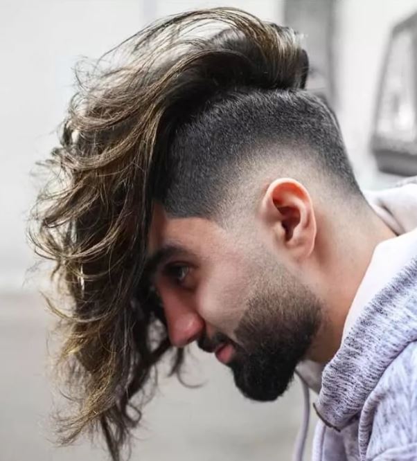 Unterschnittene lange Haarschnitte für Männer 2021-2022