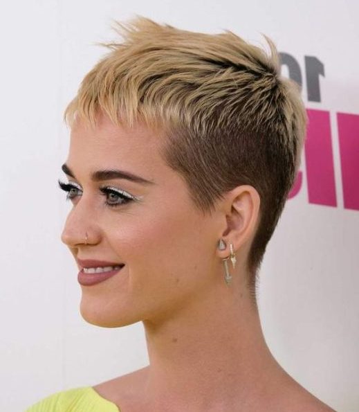 Kurze Haare Katy Perry Haarschnitt
