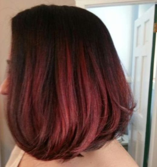 schulterlanges rotes Ombre kurzes Haar