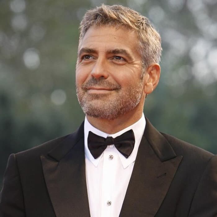 Faux Hawk Frisur George Clooney