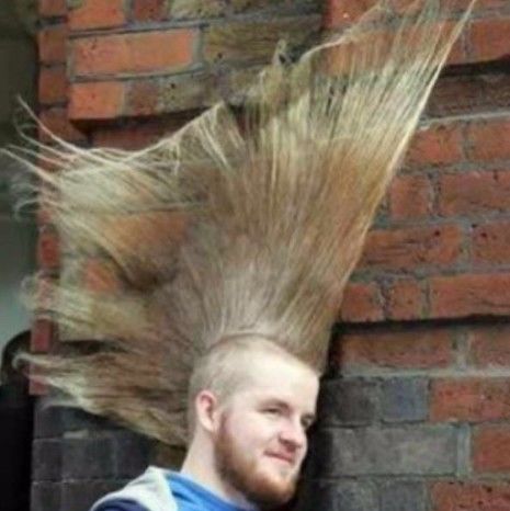 Mohawk-extreme-lächerliche-Haarschnitte