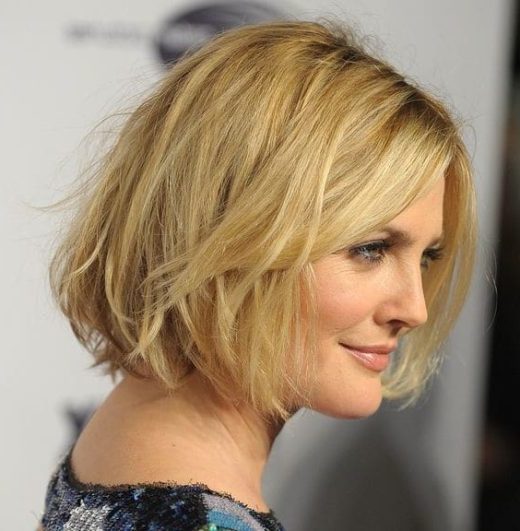 Beliebte Frisuren für 40-jährige Frau