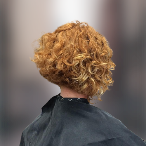 Lockige Bob-Frisuren, Haarschnitte für 2022-2023