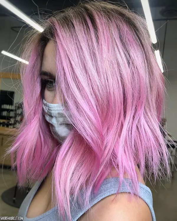 Kurze rosa Frisuren