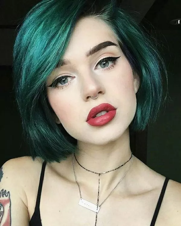 Grünes Bob-Haar