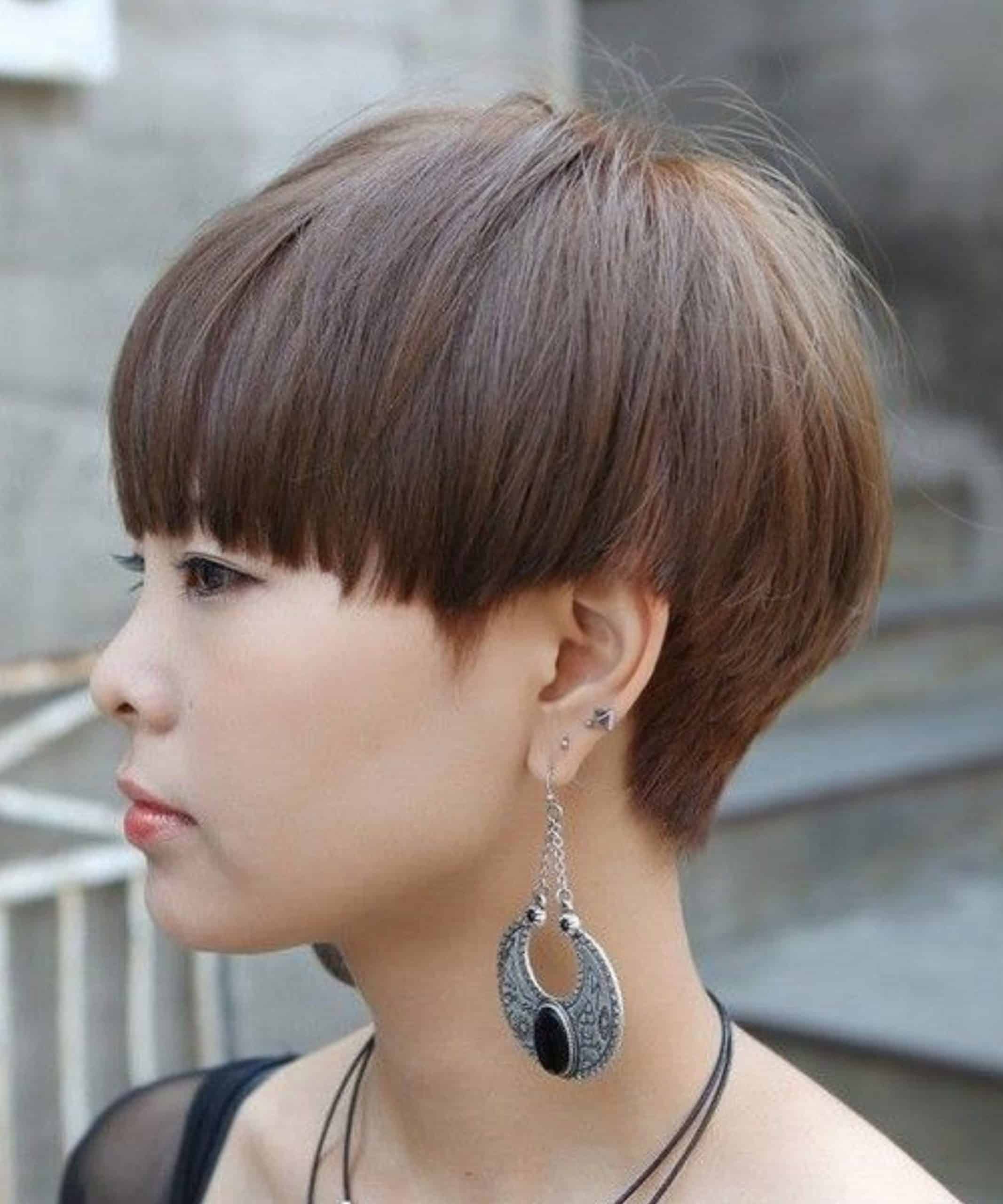 jungenhafter koreanischer Pixie-Haarschnitt