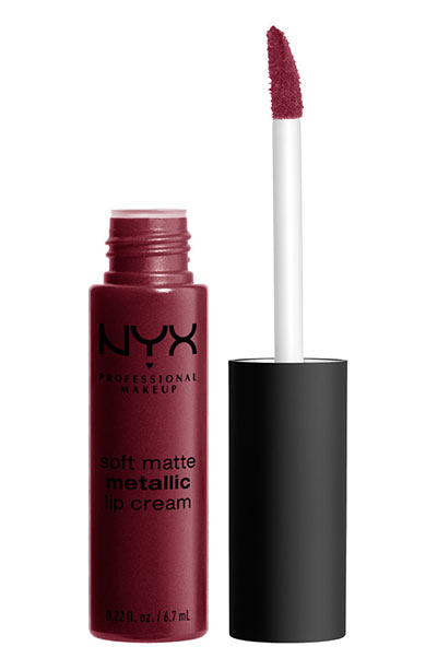Beste Walmart-Make-up-Produkte: NYX Soft Matte Metallic Lip Cream