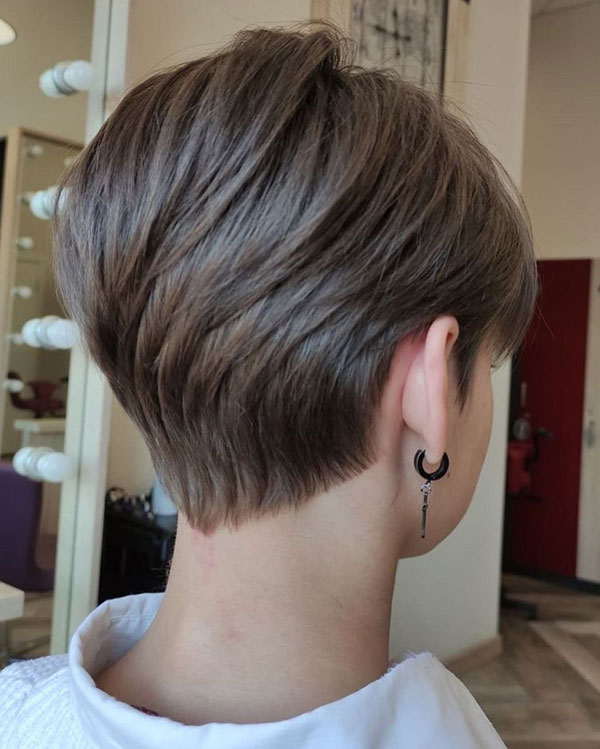 Einfache Frisuren für kurzes geschichtetes Haar
