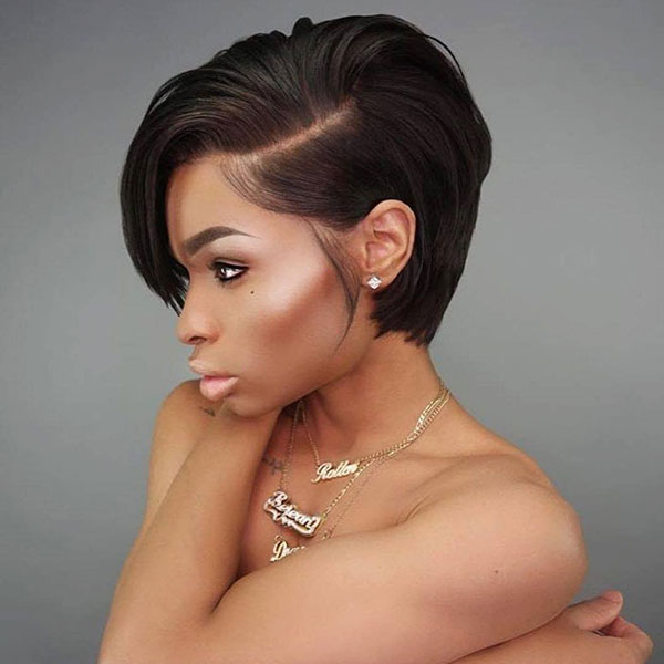 Kurze Haarschnitte für schwarze Frauen
