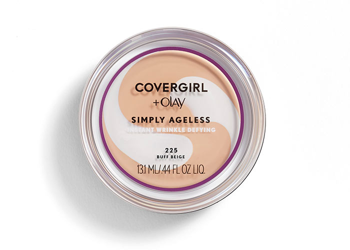 Beste Walmart-Make-up-Produkte: Covergirl + Olay Simply Ageless Wrinkle Defying Foundation