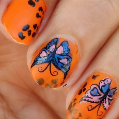 Einfaches Schmetterlings-Nagelkunst-Tutorial
