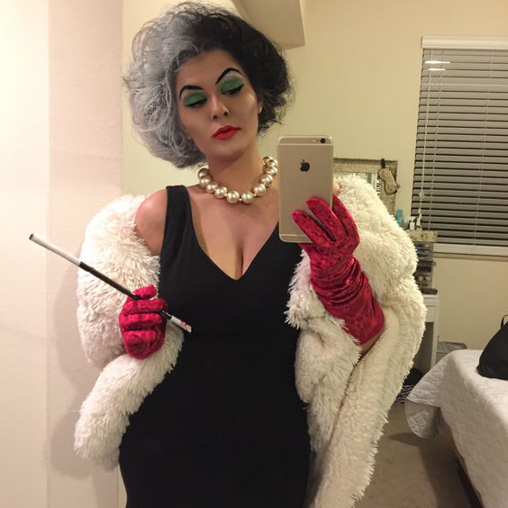 Cruella Deville Make-up