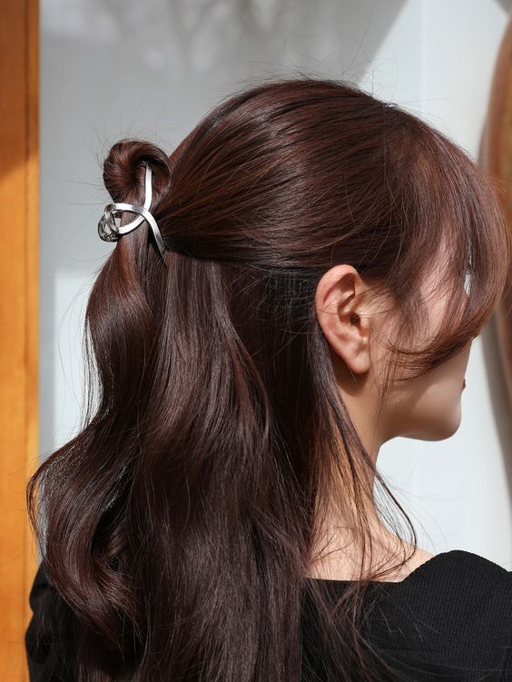 Beliebter koreanischer Frisurentrend 2022, der bis zum nächsten Jahr andauern wird