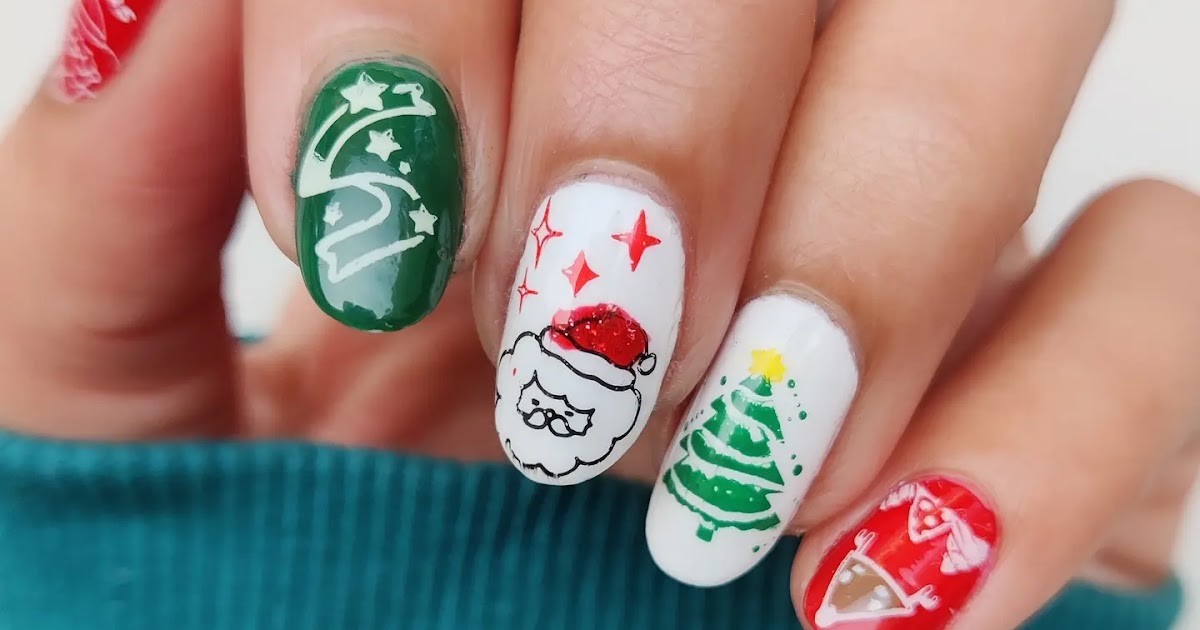 Süße weihnachtliche und winterliche Nail Art-Ideen für kurze Nägel