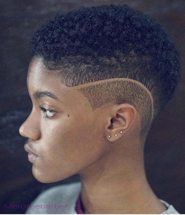 Kurze Haarschnitte für schwarze Frauen 2023