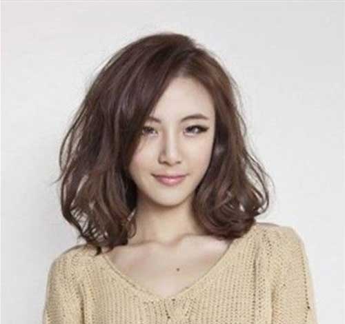 Kurze Frisuren für süße asiatische Frauen