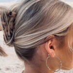 Niedliche und einfache Krallenclip-Frisuren für jede Haarlänge – perfekte Locken