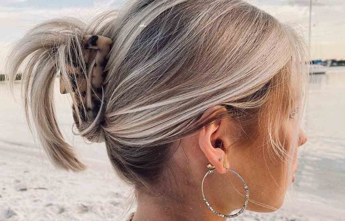 Niedliche und einfache Krallenclip-Frisuren für jede Haarlänge – perfekte Locken
