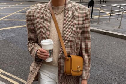 Chic Vintage Bags For Fall 2023 The Fashion Crowd Is Already Wearing