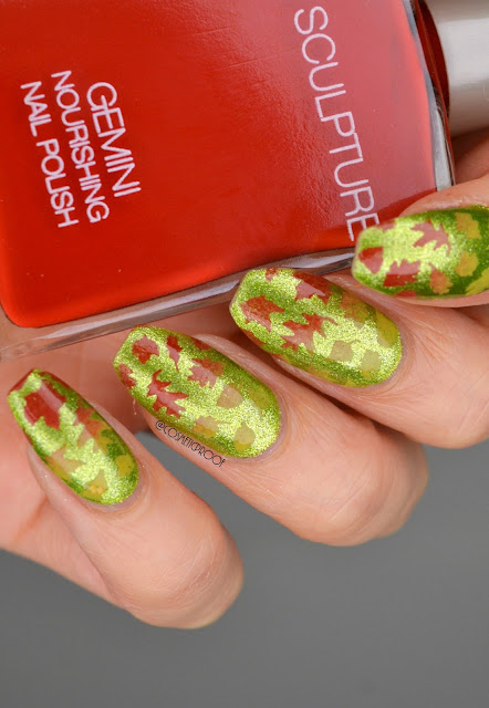 Herbstblätter-Nagelkunst mit Farbverlauf