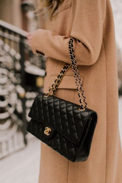Die 6 beliebtesten Chanel-Handtaschen, die Sie zu Ihrer Garderobe hinzufügen müssen