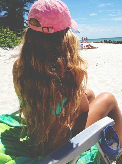 Strandwellige Frisur